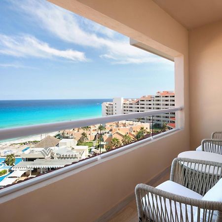 Wyndham Grand Cancun All Inclusive Resort & Villas Екстер'єр фото