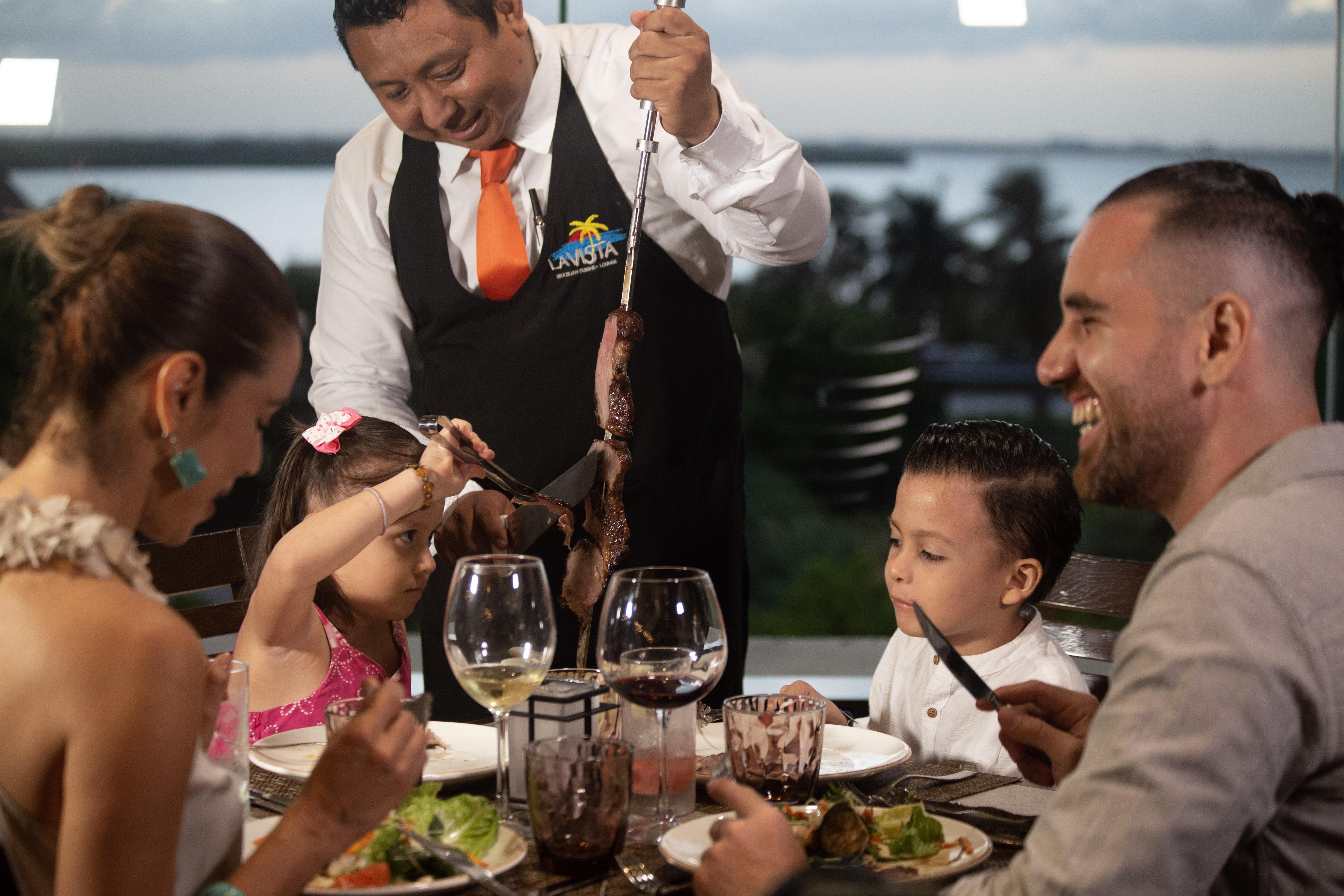 Wyndham Grand Cancun All Inclusive Resort & Villas Екстер'єр фото