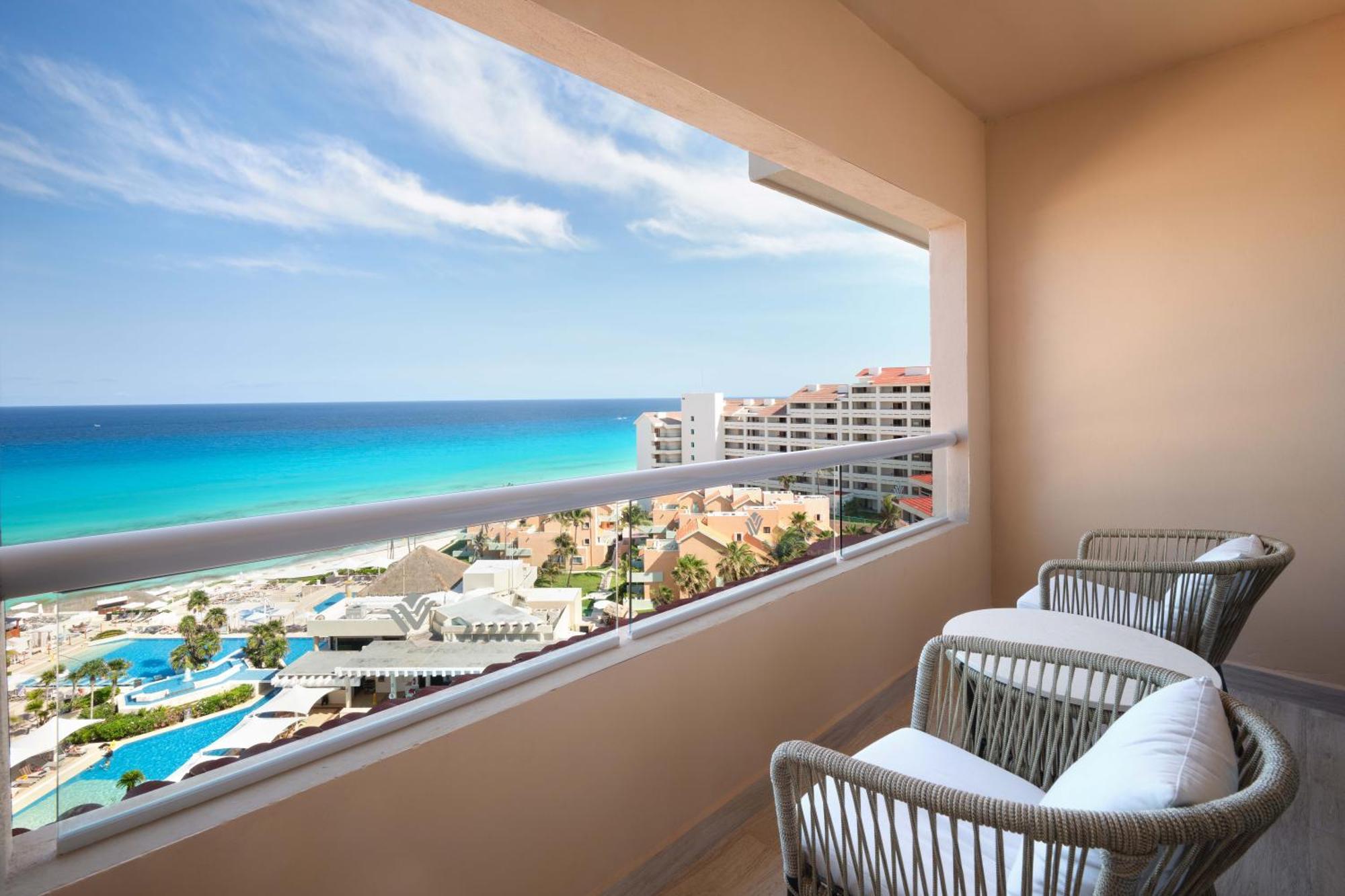 Wyndham Grand Cancun All Inclusive Resort & Villas Екстер'єр фото